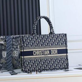 Picture of Dior Lady Handbags _SKUfw141261016fw